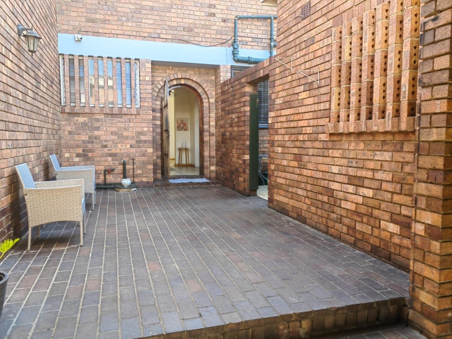 3 Bedroom Property for Sale in Lambton Gauteng