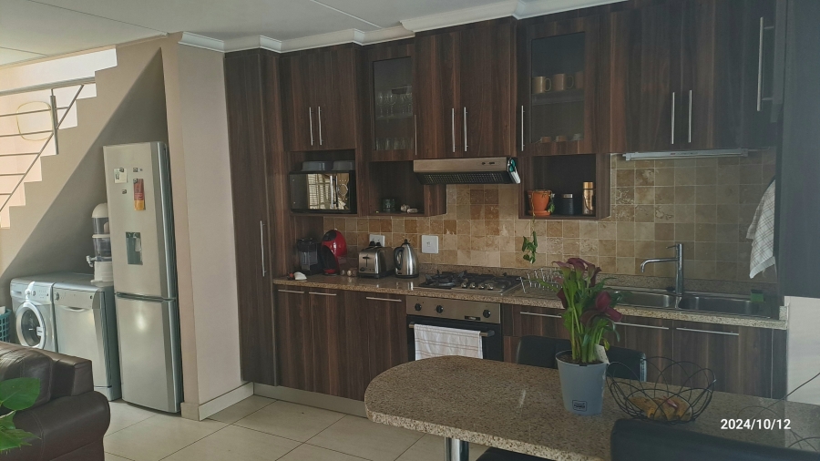 2 Bedroom Property for Sale in Villieria Gauteng