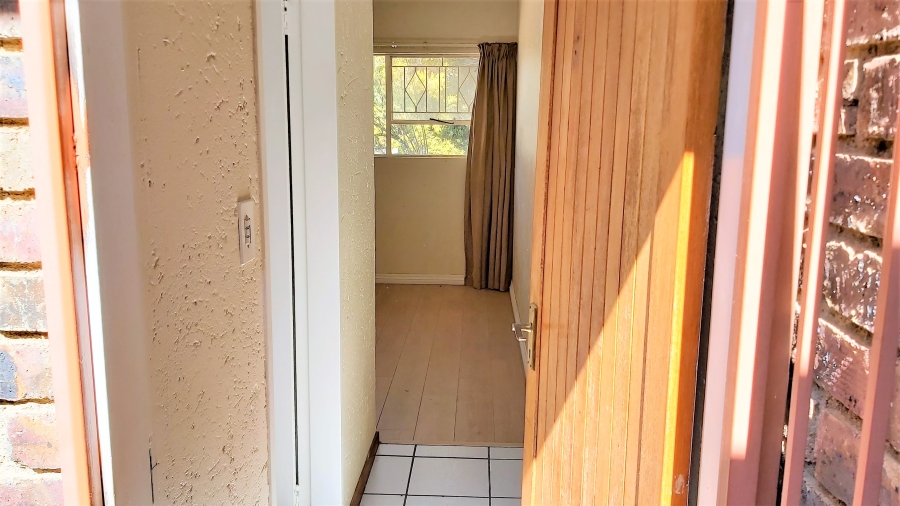 To Let 4 Bedroom Property for Rent in Rivonia Gauteng