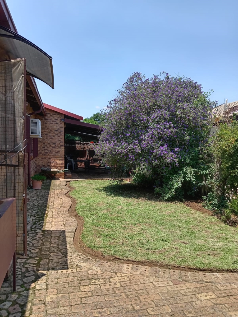 3 Bedroom Property for Sale in Sharon Park Gauteng