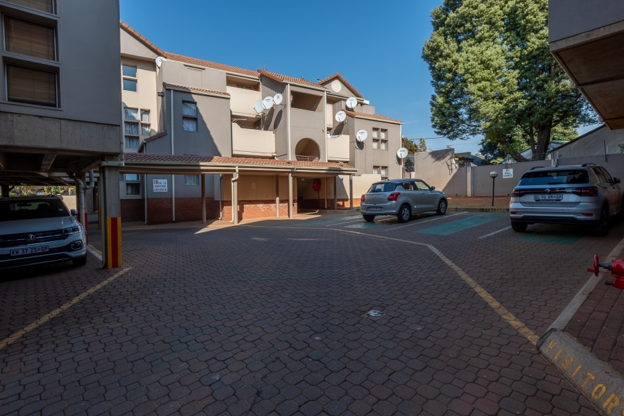 2 Bedroom Property for Sale in Glenanda Gauteng