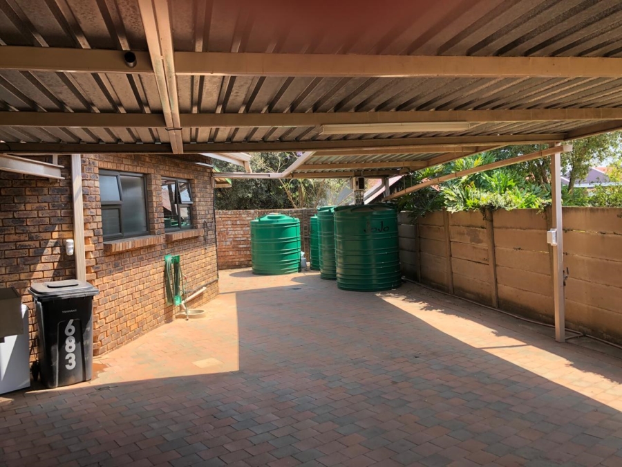 3 Bedroom Property for Sale in Elardus Park Gauteng