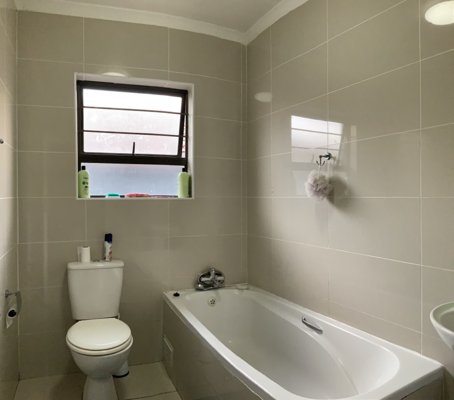 3 Bedroom Property for Sale in Parkrand Gauteng