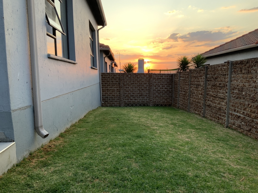 3 Bedroom Property for Sale in Parkrand Gauteng