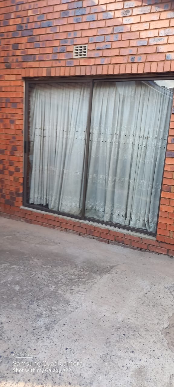 3 Bedroom Property for Sale in Diepkloof Zone 5 Gauteng