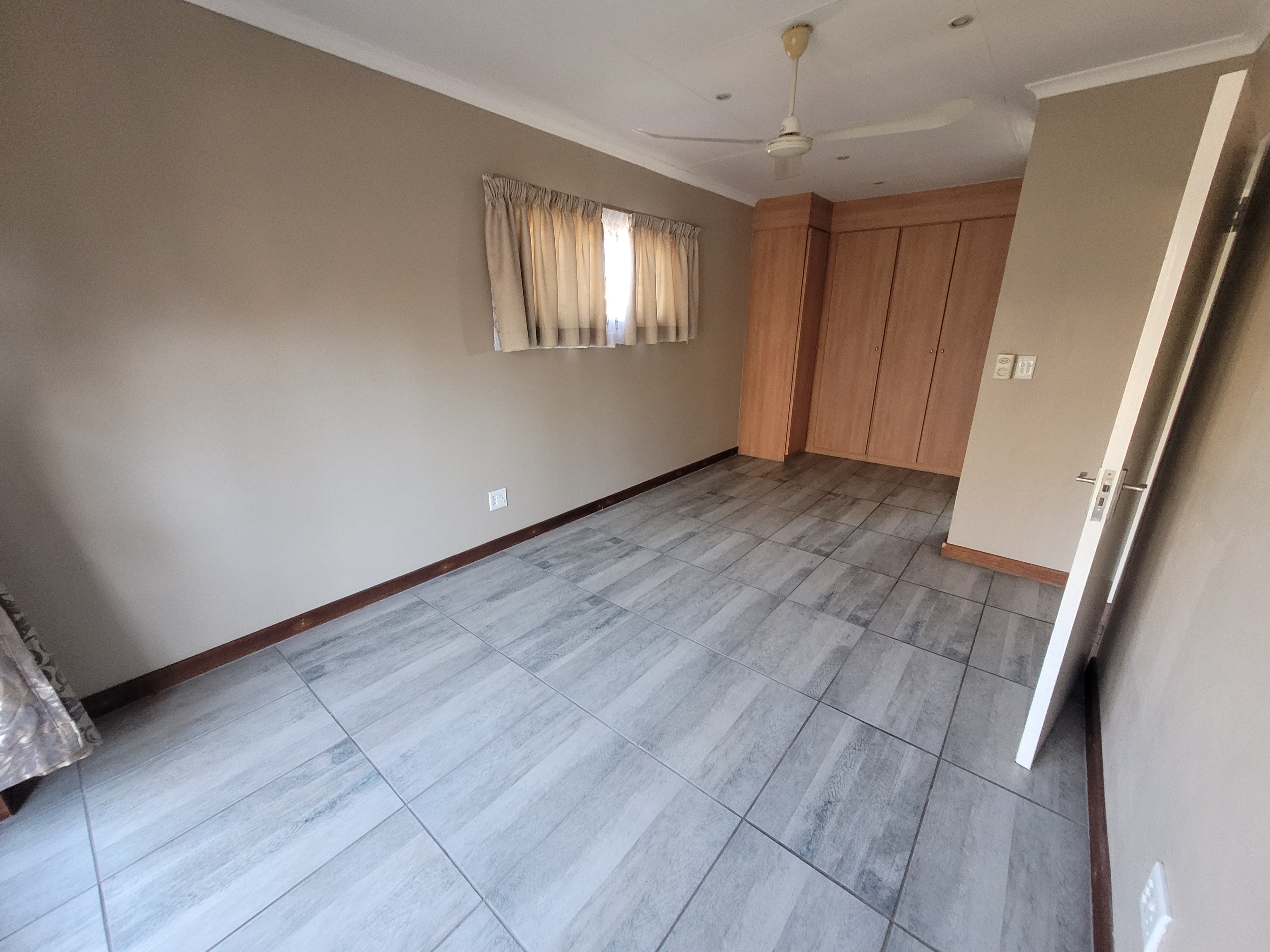 To Let 2 Bedroom Property for Rent in Constantia Kloof Gauteng