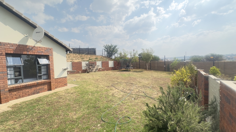 3 Bedroom Property for Sale in Amberfield Valley Gauteng