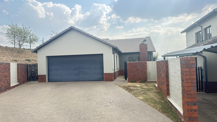 3 Bedroom Property for Sale in Amberfield Valley Gauteng