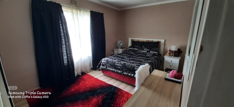 5 Bedroom Property for Sale in Albertsdal Gauteng