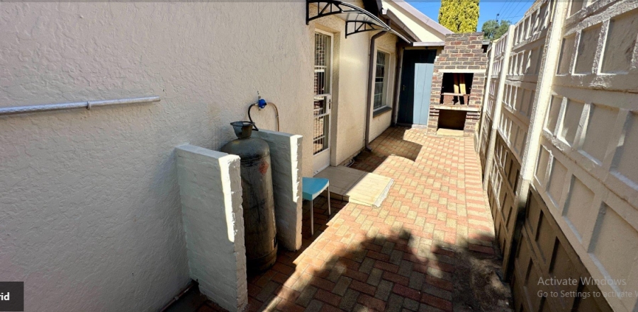 3 Bedroom Property for Sale in Tulisa Park Gauteng