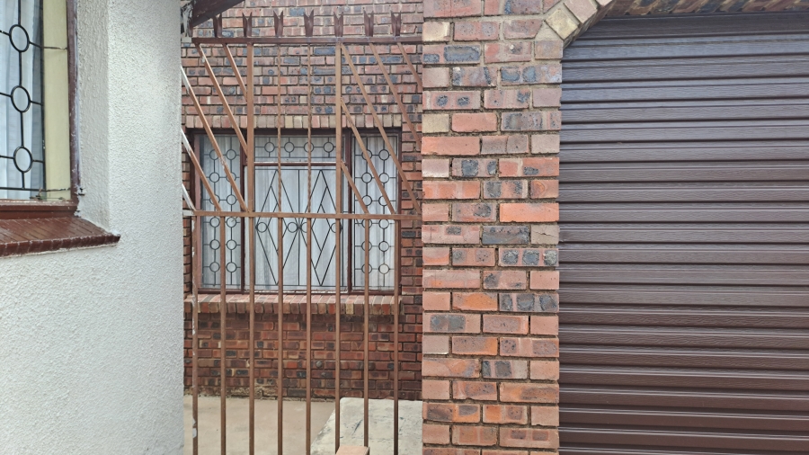 2 Bedroom Property for Sale in Soshanguve F Gauteng