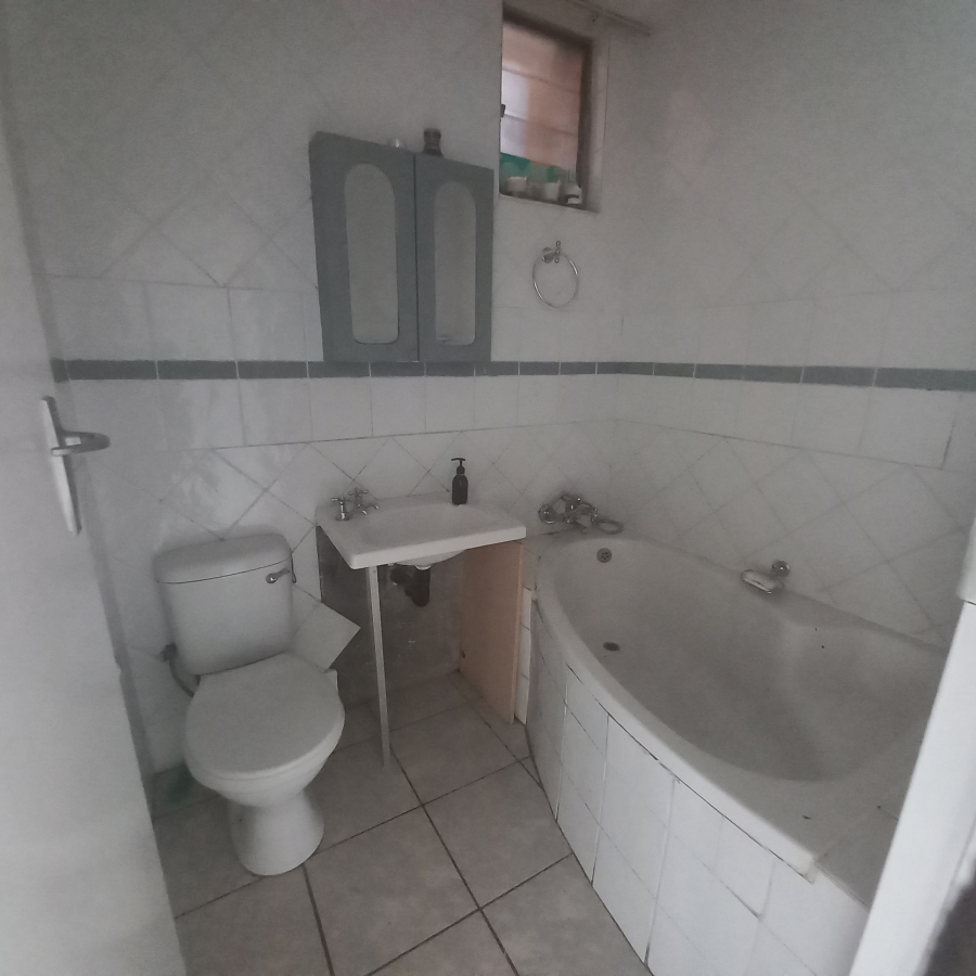 2 Bedroom Property for Sale in Wonderboom South Gauteng