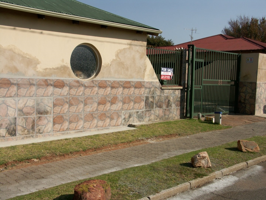 3 Bedroom Property for Sale in Krugersdorp West Gauteng