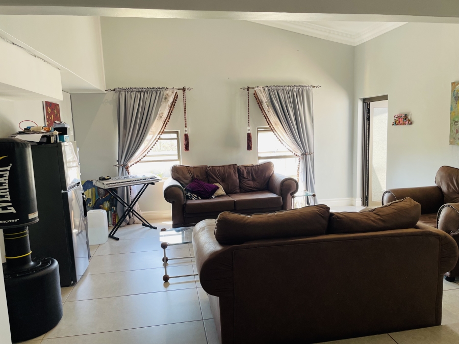 4 Bedroom Property for Sale in Kenmare Gauteng