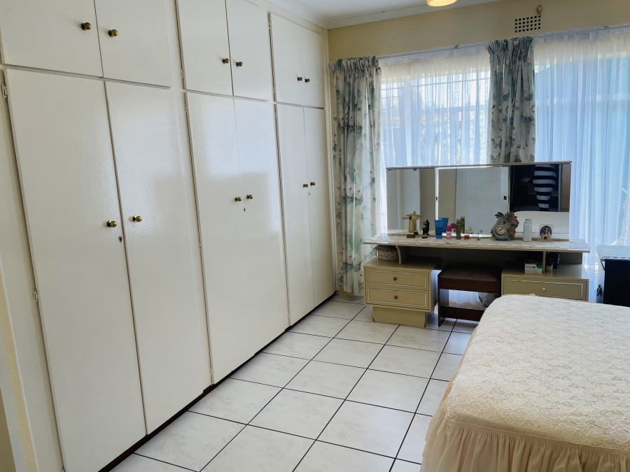 4 Bedroom Property for Sale in Rant En Dal Gauteng