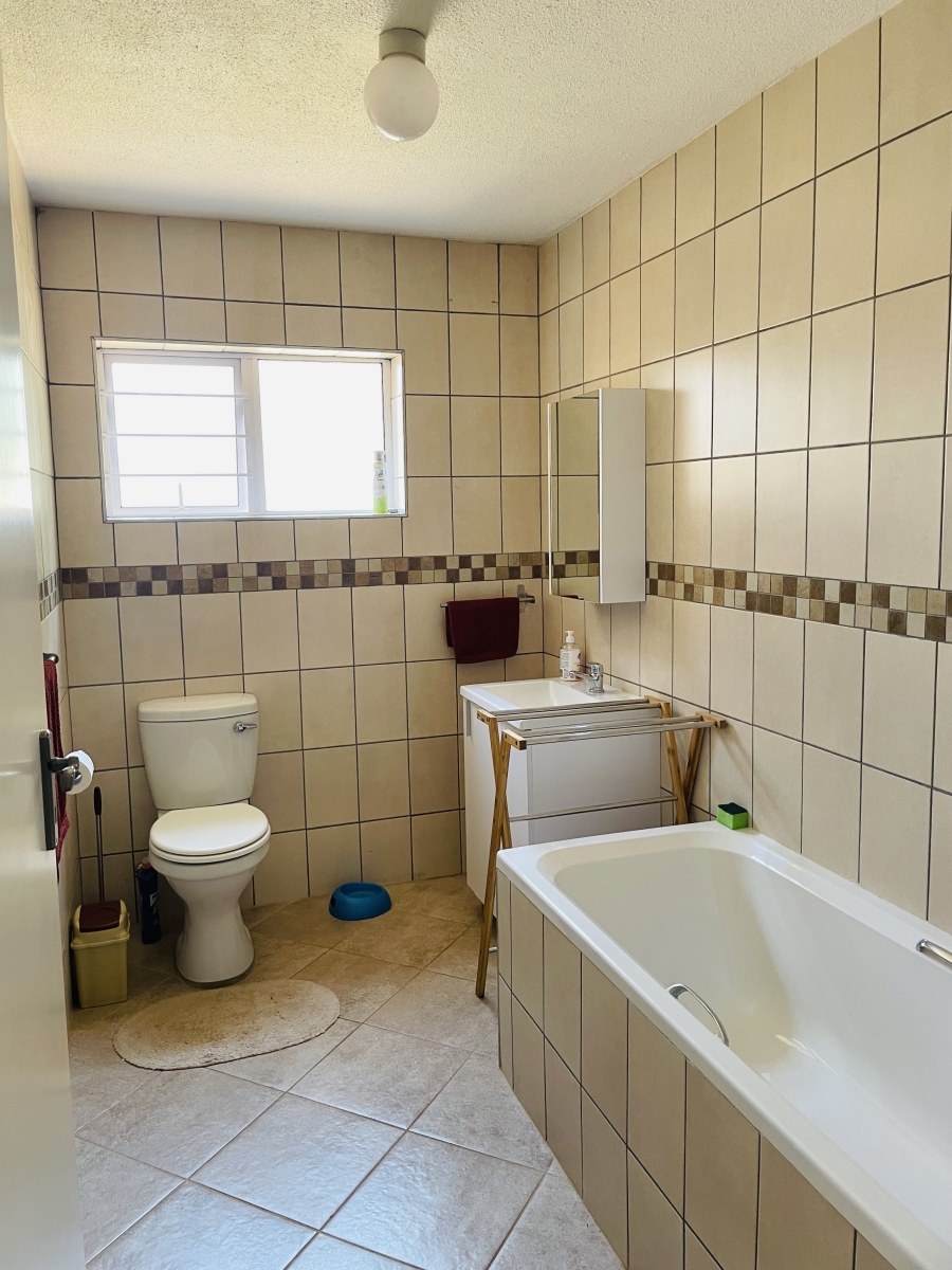 3 Bedroom Property for Sale in Rant En Dal Gauteng