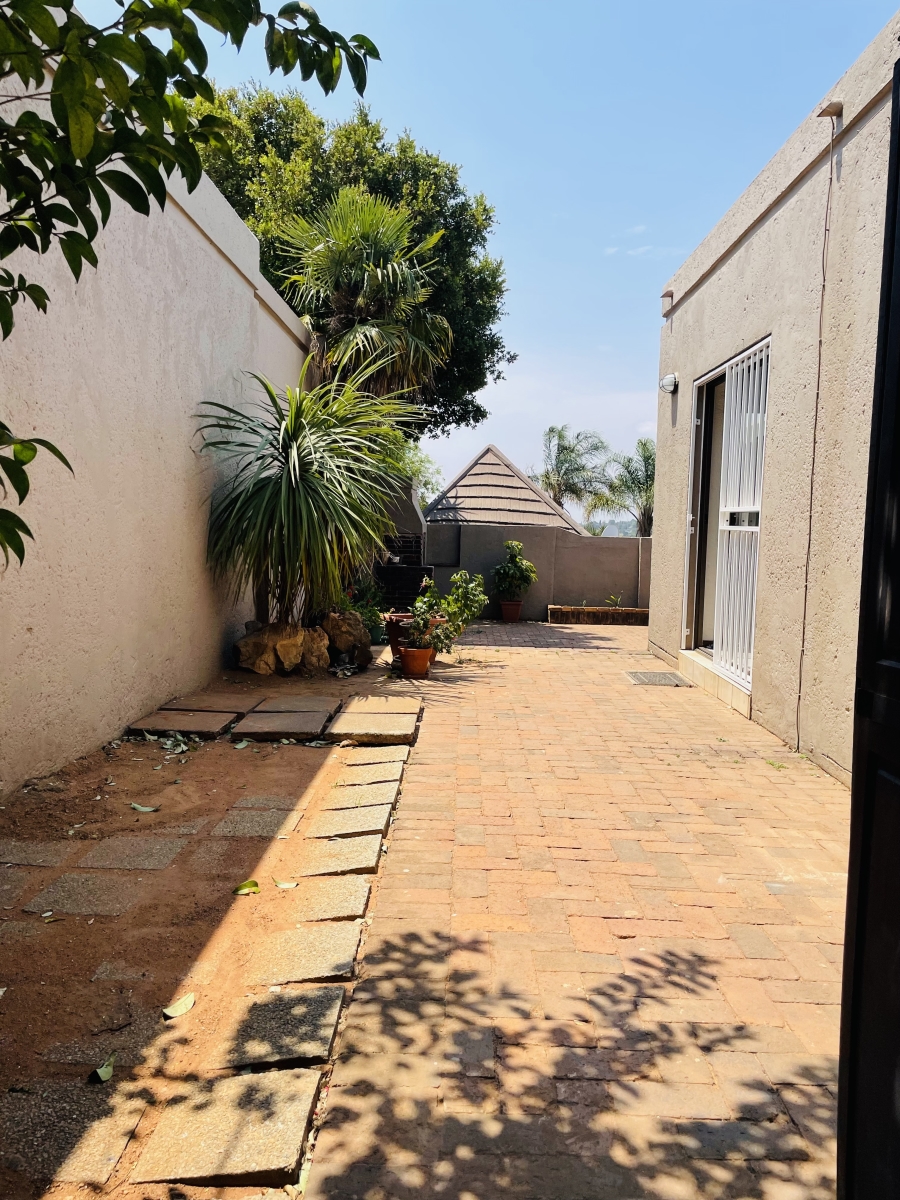 3 Bedroom Property for Sale in Rant En Dal Gauteng