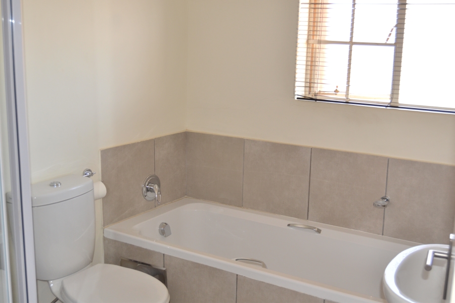 3 Bedroom Property for Sale in The Reeds Gauteng