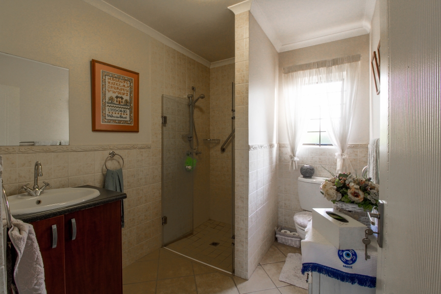 2 Bedroom Property for Sale in Willow Park Manor Gauteng