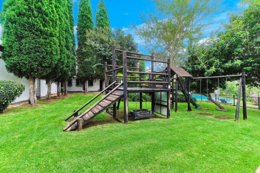 2 Bedroom Property for Sale in Bryanston Gauteng