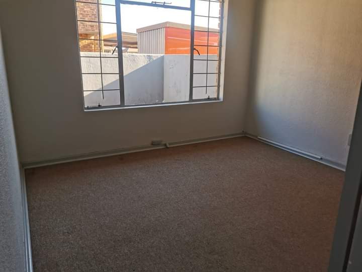 2 Bedroom Property for Sale in Sonneveld Gauteng