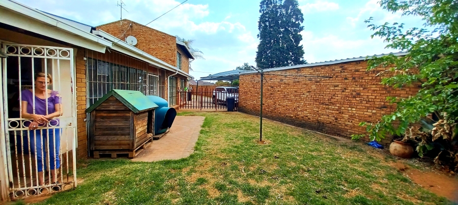 3 Bedroom Property for Sale in Dal Fouche Gauteng