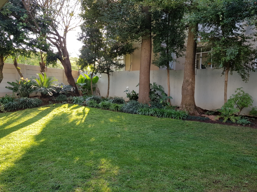 To Let 2 Bedroom Property for Rent in Melrose Gauteng