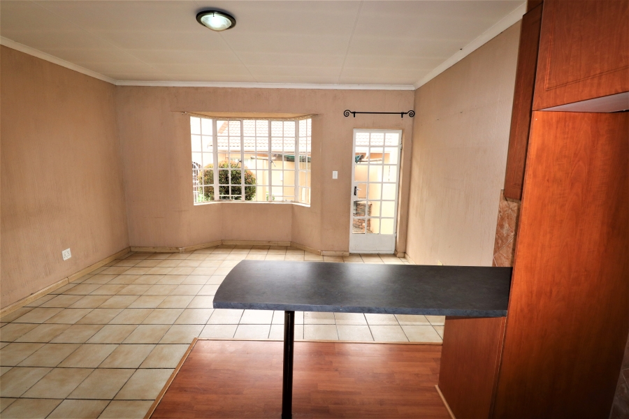 To Let 2 Bedroom Property for Rent in Norkem Park Gauteng