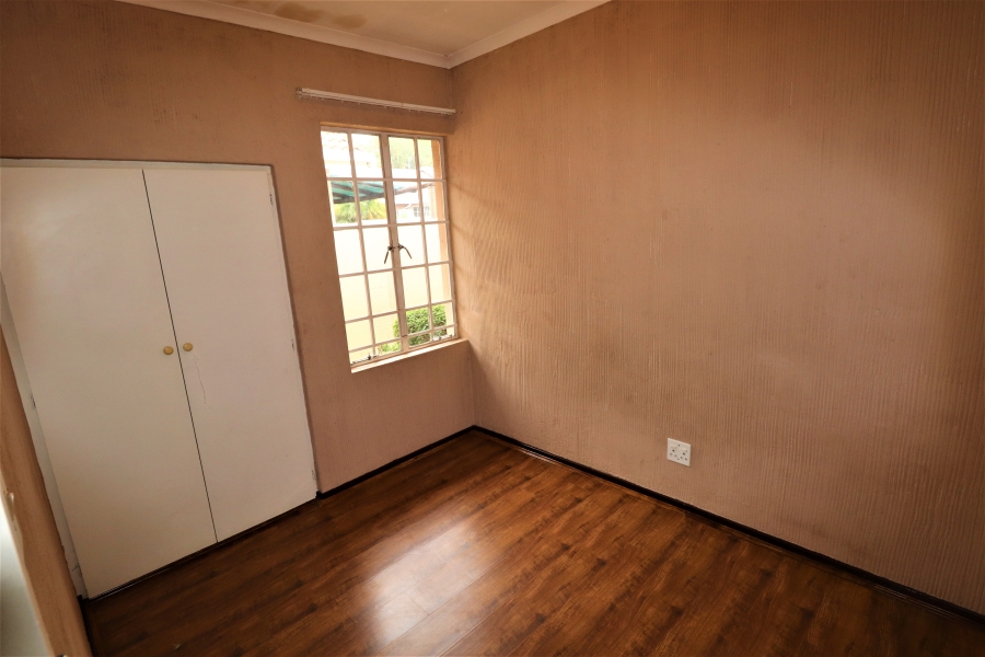 To Let 2 Bedroom Property for Rent in Norkem Park Gauteng