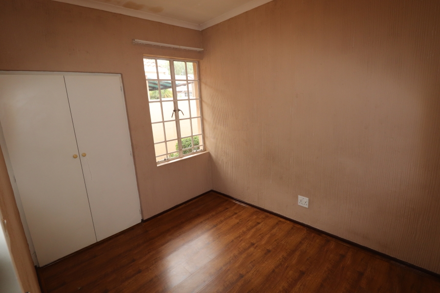 To Let 2 Bedroom Property for Rent in Norkem Park Gauteng