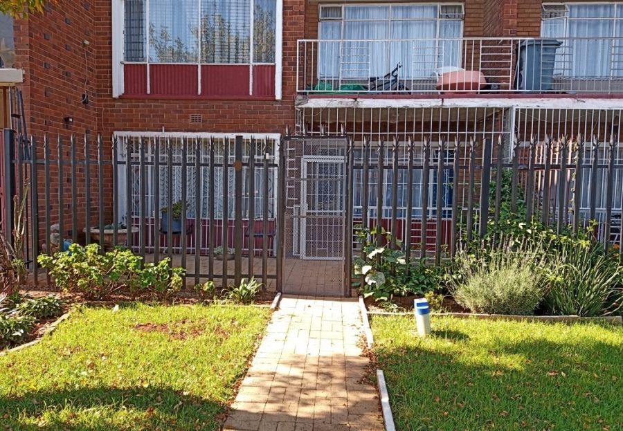 2 Bedroom Property for Sale in Dalview Gauteng