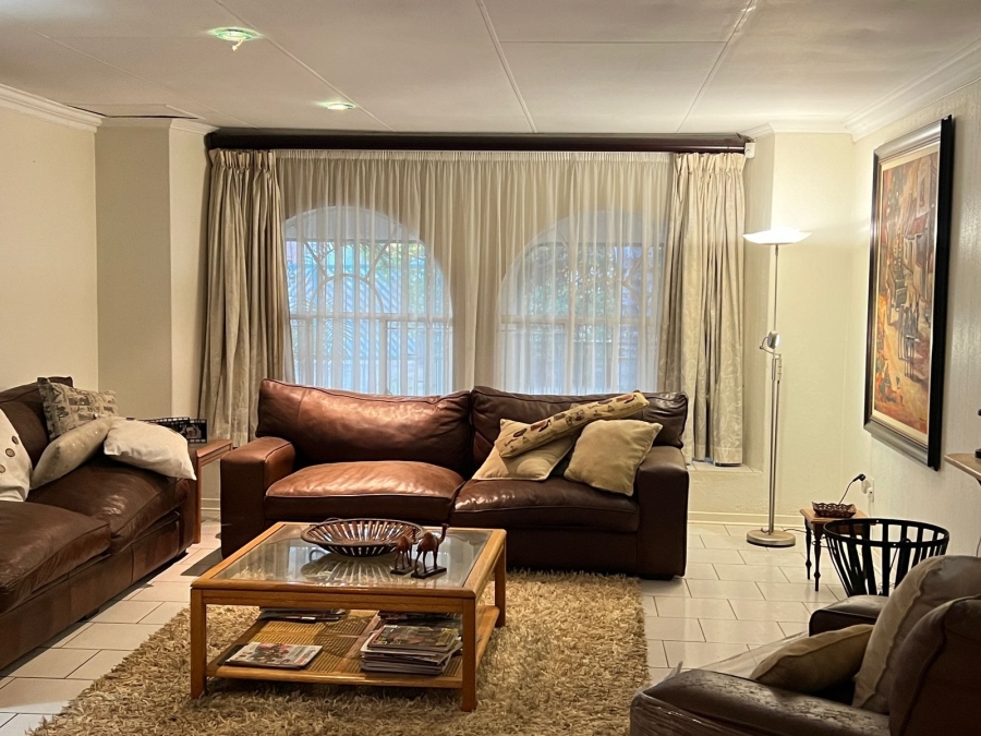 5 Bedroom Property for Sale in Sharon Park Gauteng