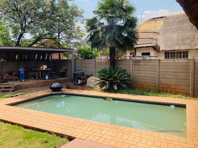 4 Bedroom Property for Sale in Dersley Gauteng