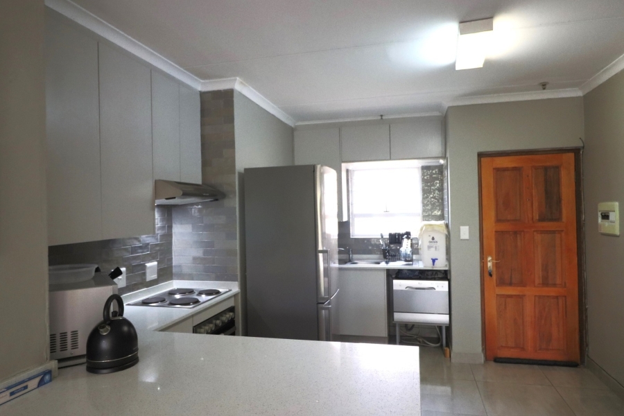 2 Bedroom Property for Sale in Bryanston West Gauteng