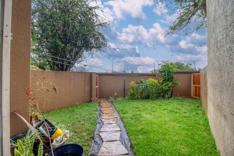 3 Bedroom Property for Sale in Douglasdale Gauteng