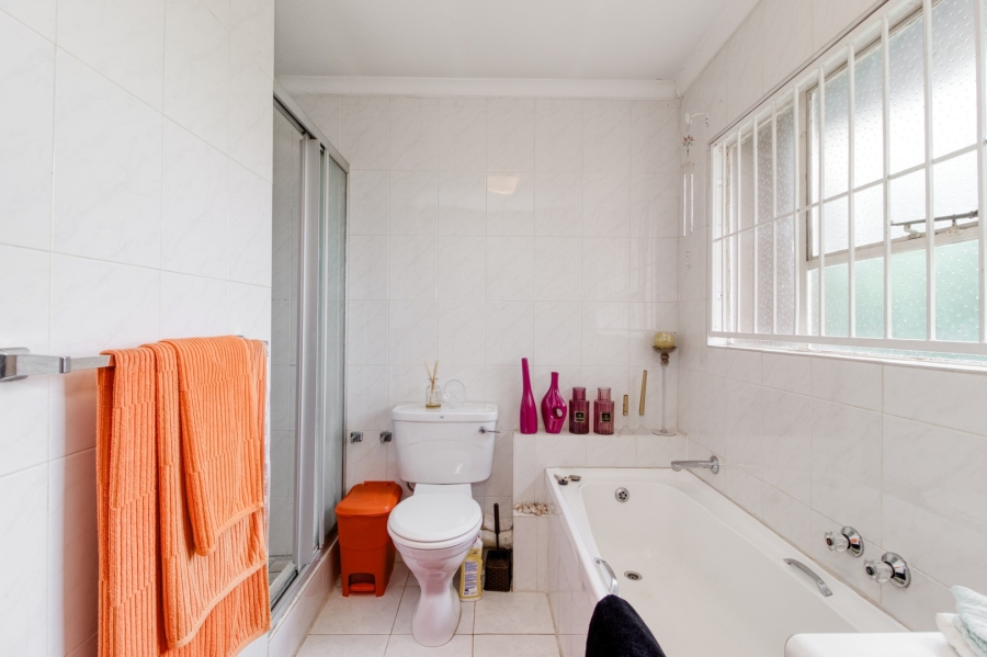 3 Bedroom Property for Sale in Douglasdale Gauteng