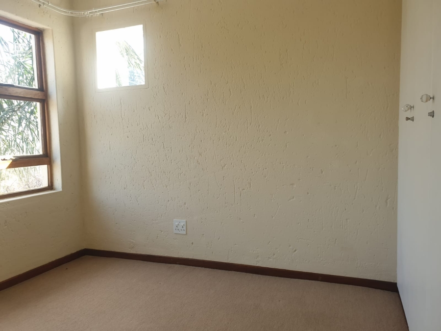 To Let 3 Bedroom Property for Rent in Kilberry Gauteng