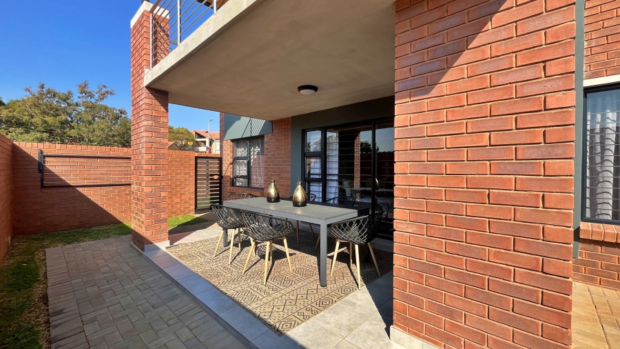 2 Bedroom Property for Sale in Boardwalk Villas Gauteng