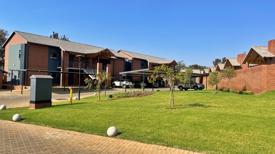 2 Bedroom Property for Sale in Boardwalk Villas Gauteng