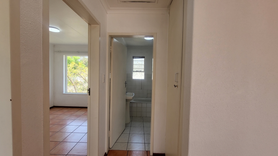 To Let 2 Bedroom Property for Rent in Morningside Gauteng