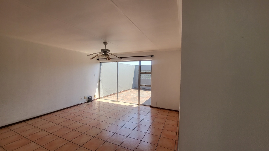 To Let 2 Bedroom Property for Rent in Morningside Gauteng