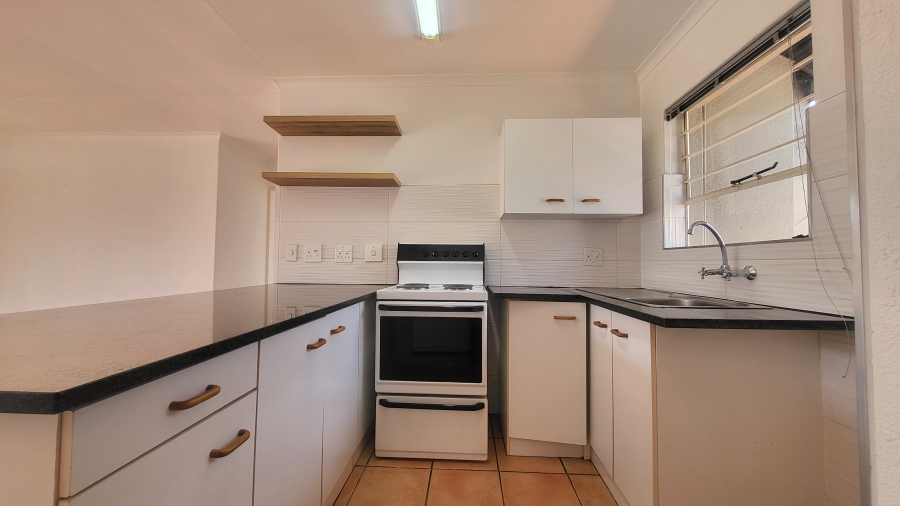 To Let 2 Bedroom Property for Rent in Morningside Gauteng