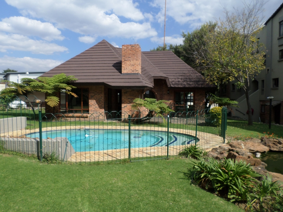 1 Bedroom Property for Sale in Randpark Ridge Gauteng