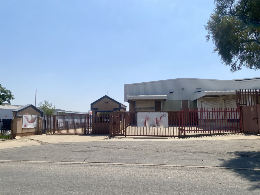 Commercial Property for Sale in Randjespark Gauteng