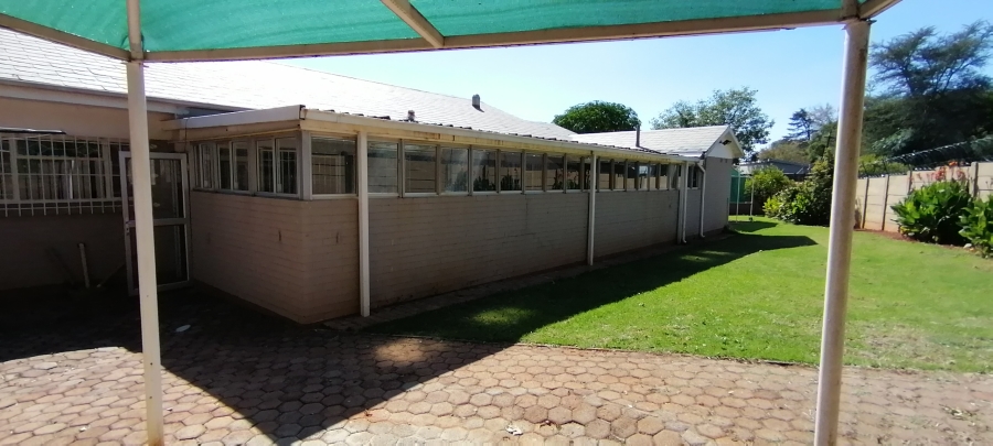 4 Bedroom Property for Sale in Fairland Gauteng