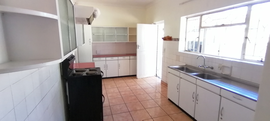 4 Bedroom Property for Sale in Fairland Gauteng