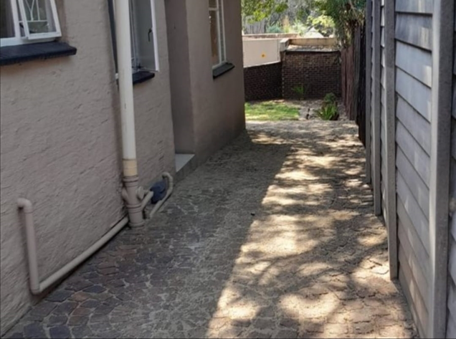 To Let 2 Bedroom Property for Rent in Ferndale Gauteng