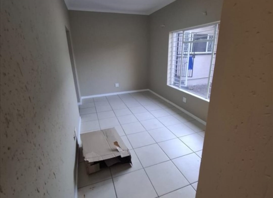 To Let 2 Bedroom Property for Rent in Ferndale Gauteng