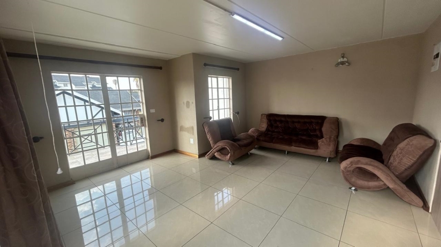 2 Bedroom Property for Sale in Beyers Park Gauteng