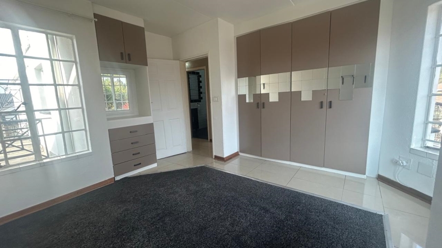 2 Bedroom Property for Sale in Beyers Park Gauteng